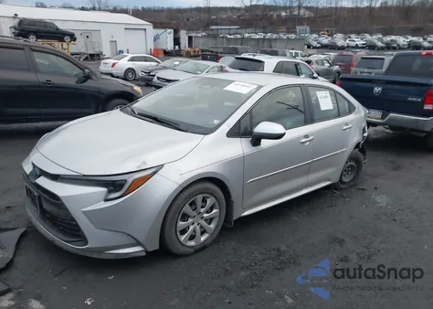 2025 Toyota Corolla Hybrid Le z USA, uszkodzony, nr VIN JTDBCMFE1SJ039431